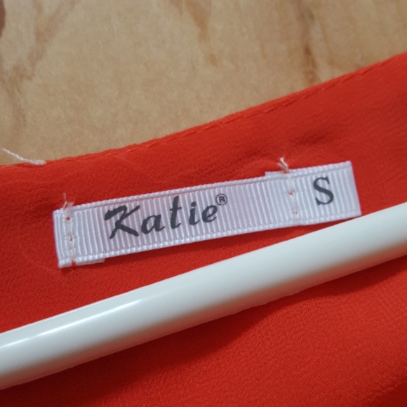 Katie Colour Block Dress - Picture 2 of 4